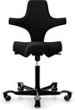 Werkstoel Hag Capisco 8106 - Stof Zwart - Frame Zwart - Rubber Wielen