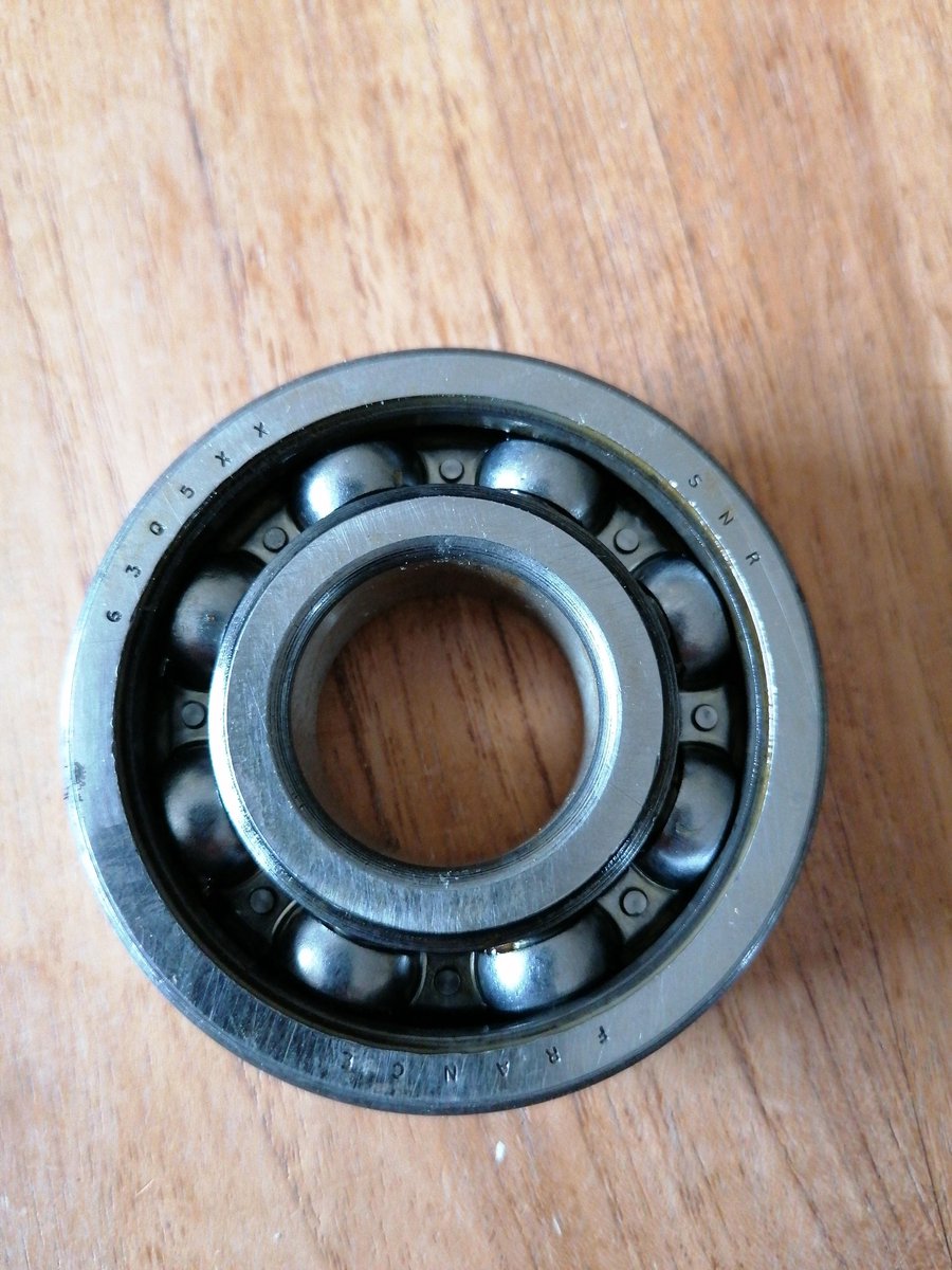Lager 6305 Asgatdiameter d=25mm ∙ Buitendiameter D=62mm ∙ Breedte B=17mm.