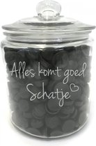 Grote snoeppot /koekpot (zonder drop) met tekst gravure QUOTE: ALLES KOMT GOED SCHATJE. Cadeau-troost-steun-hoop. Dik sterk glas. Het formaat is 25cm incl. deksel, 19cm doorsnede, inhoud 3,8 liter.