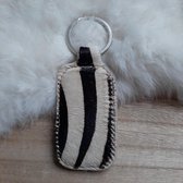 Yoonz - sleutelhanger zebraprint - 4 x 8 cm - echt leer