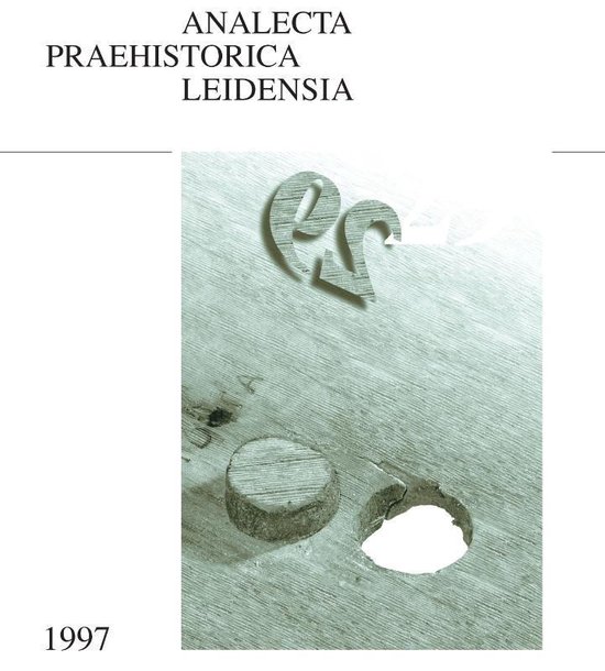 Cover van het boek 'Ideology and Social Structure of Stone Age Communities in Europe'