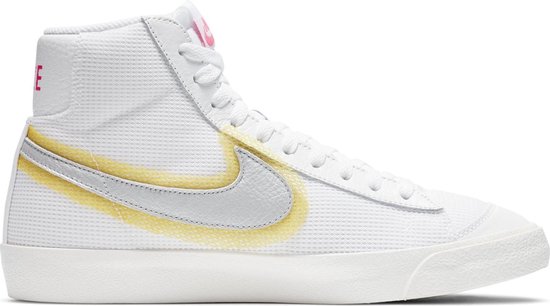 Nike Sneakers - Maat 37.5 - Vrouwen - wit/geel/zilver | bol.com