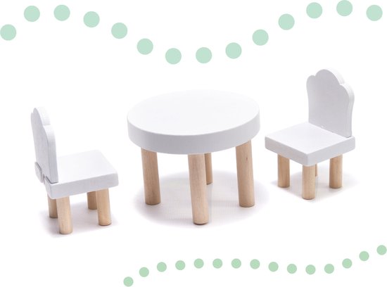 Witte speelgoedtafel met twee stoeltjes, houten poten.