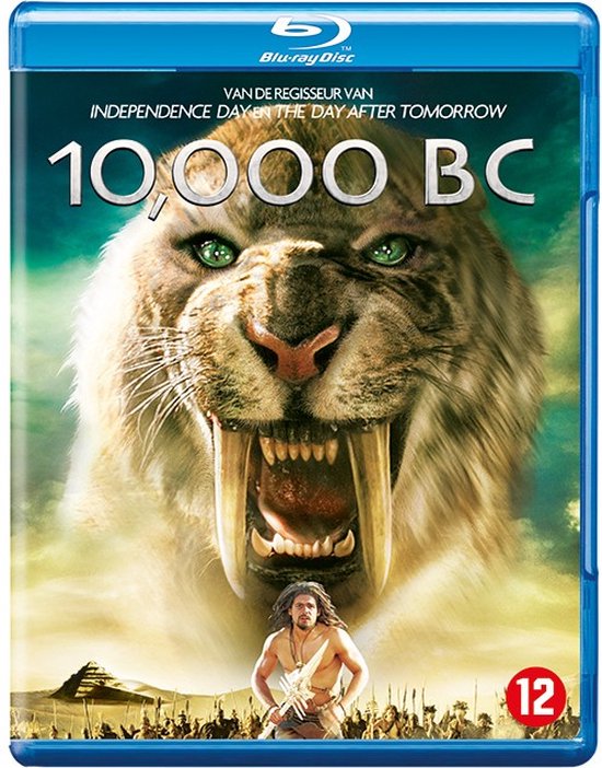 Blu-ray hoes met "10.000 BC" titel, grote sabeltandtijger met groene ogen, een krijger en een leger op de achtergrond.