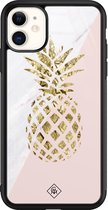 Casimoda® hoesje - Geschikt voor iPhone 11 - Ananas - Luxe Hard Case Zwart - Backcover telefoonhoesje - Roze