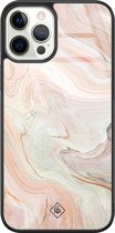 Casimoda® hoesje - Geschikt voor iPhone 12 Pro - Marmer Waves - Luxe Hard Case Zwart - Backcover telefoonhoesje - Bruin/beige