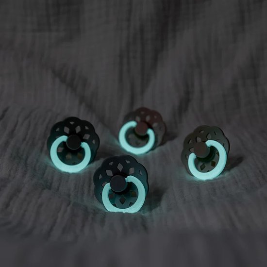 Bibs Boheme Glow In The Dark Vanilla 0-6 mnd Fopspeen 210255C van BIBS — afbeelding 5