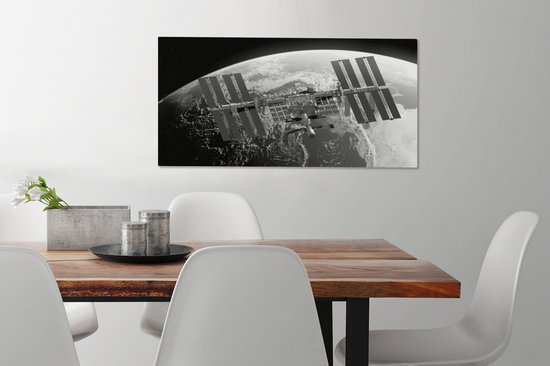 Canvas schilderij 80x40 cm - Wanddecoratie Satelliet - Aarde - Illustratie - Muurdecoratie woonkamer - Slaapkamer decoratie - Kamer accessoires - Schilderijen op canvas