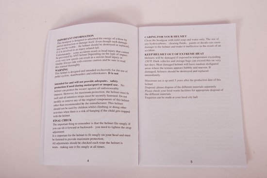 Pagina 4 van de handleiding van een fietshelm.