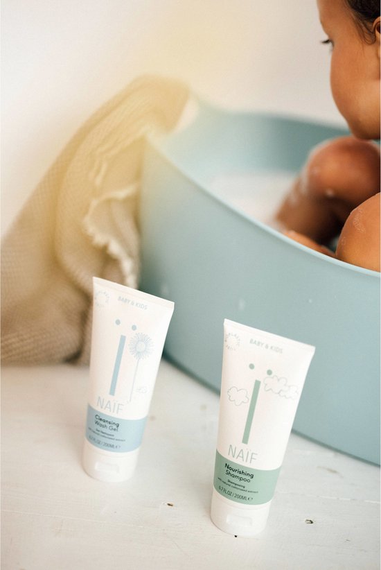 Naïf Care - Nourishing Shampoo - 30 ml - Reisverpakking van Merkloos — afbeelding 2
