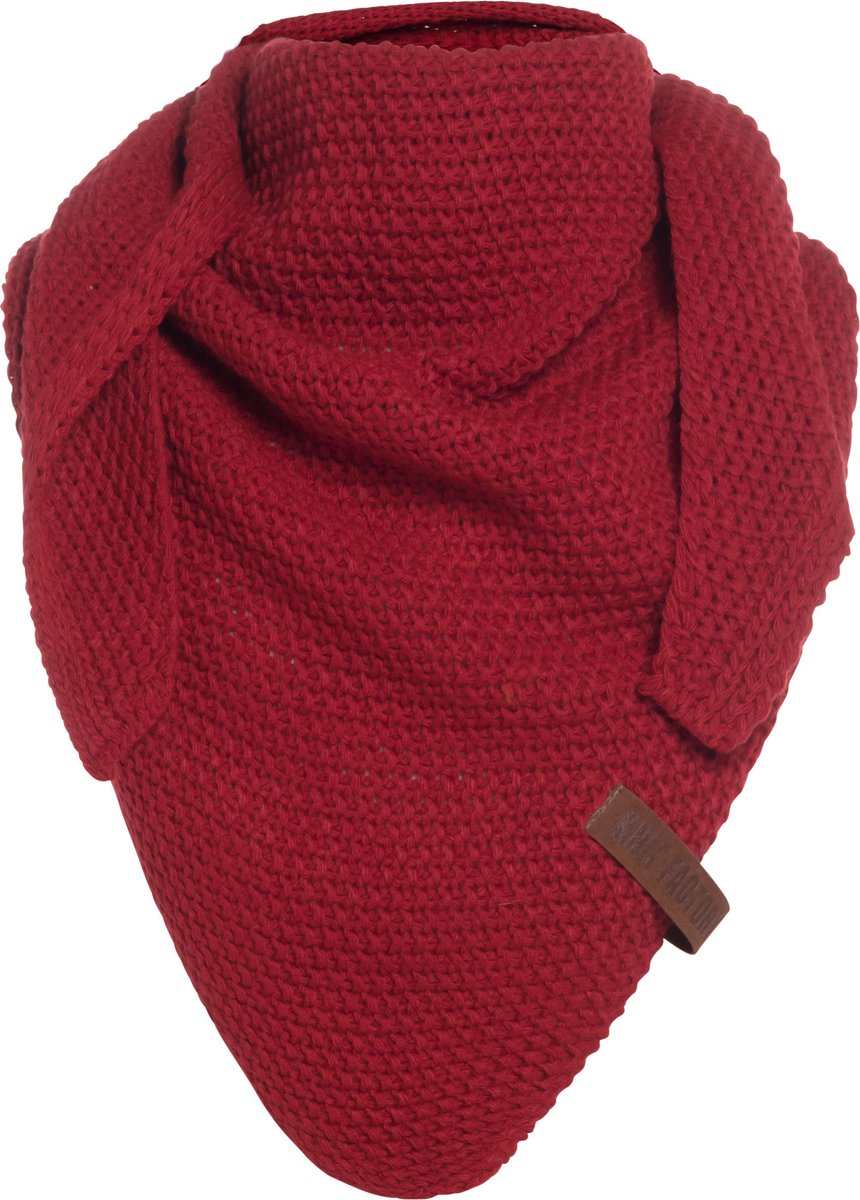 Knit Factory Coco Gebreide Omslagdoek Junior - Kindersjaal - Sjaal meisje - Wintersjaal - Driehoek Sjaal - Stola - Wollen sjaal - Rode sjaal - Bordeaux - 140x60 cm