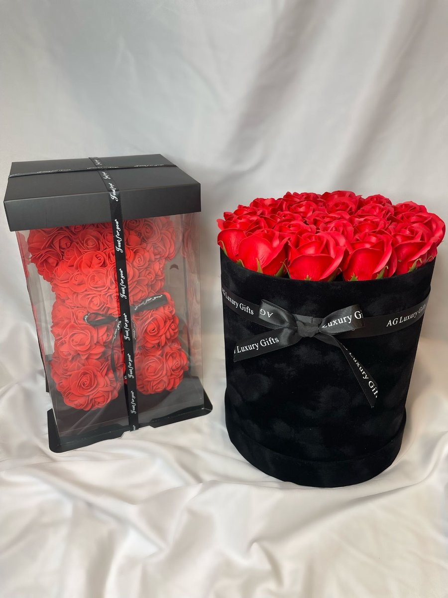 AG Luxurygifts rozen beer - giftbox - Rozen box - flowerbox - cadeau box - gift - Valentijnsdag cadeau - moederdag - soap roses - rozen beer - roses bear