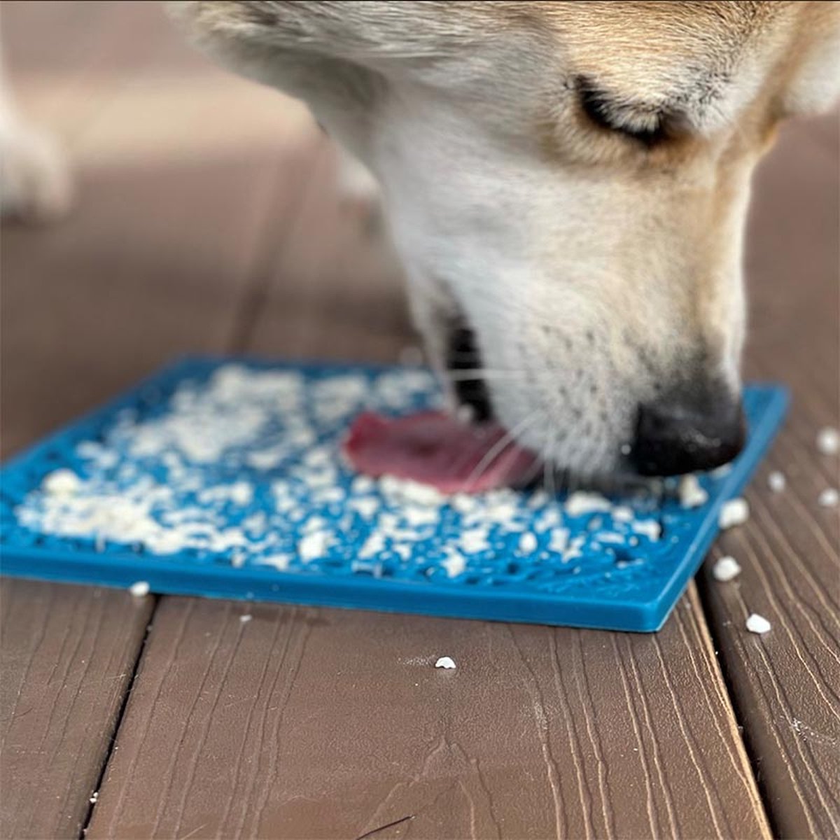 SodaPup eMat Jigsaw – Likmat voor honden – Blauw, Groen & Roze – Large
