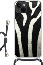 Geschikt voor Apple iPhone 14 - Crossbody Case - Dierenprint - Zebra - Zwart - Wit - Siliconen - Crossbody - Backcover met Koord - Telefoonhoesje met koord - Hoesje met touw