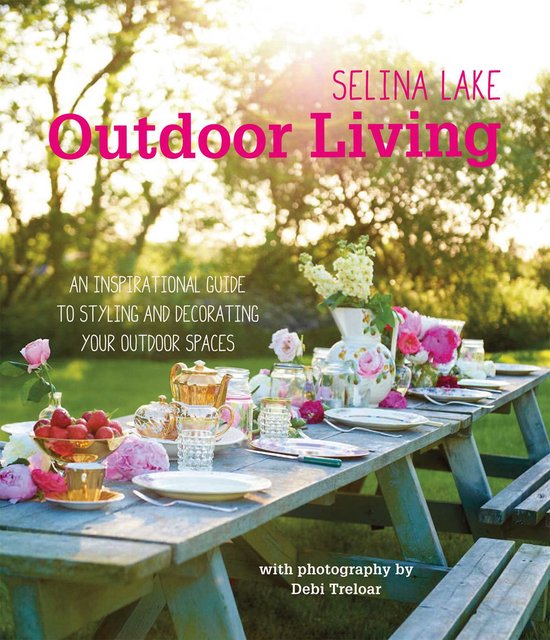 Selina Lake Outdoor Living - cover