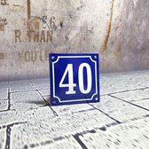 Numéro de maison en émail bleu / blanc no 40