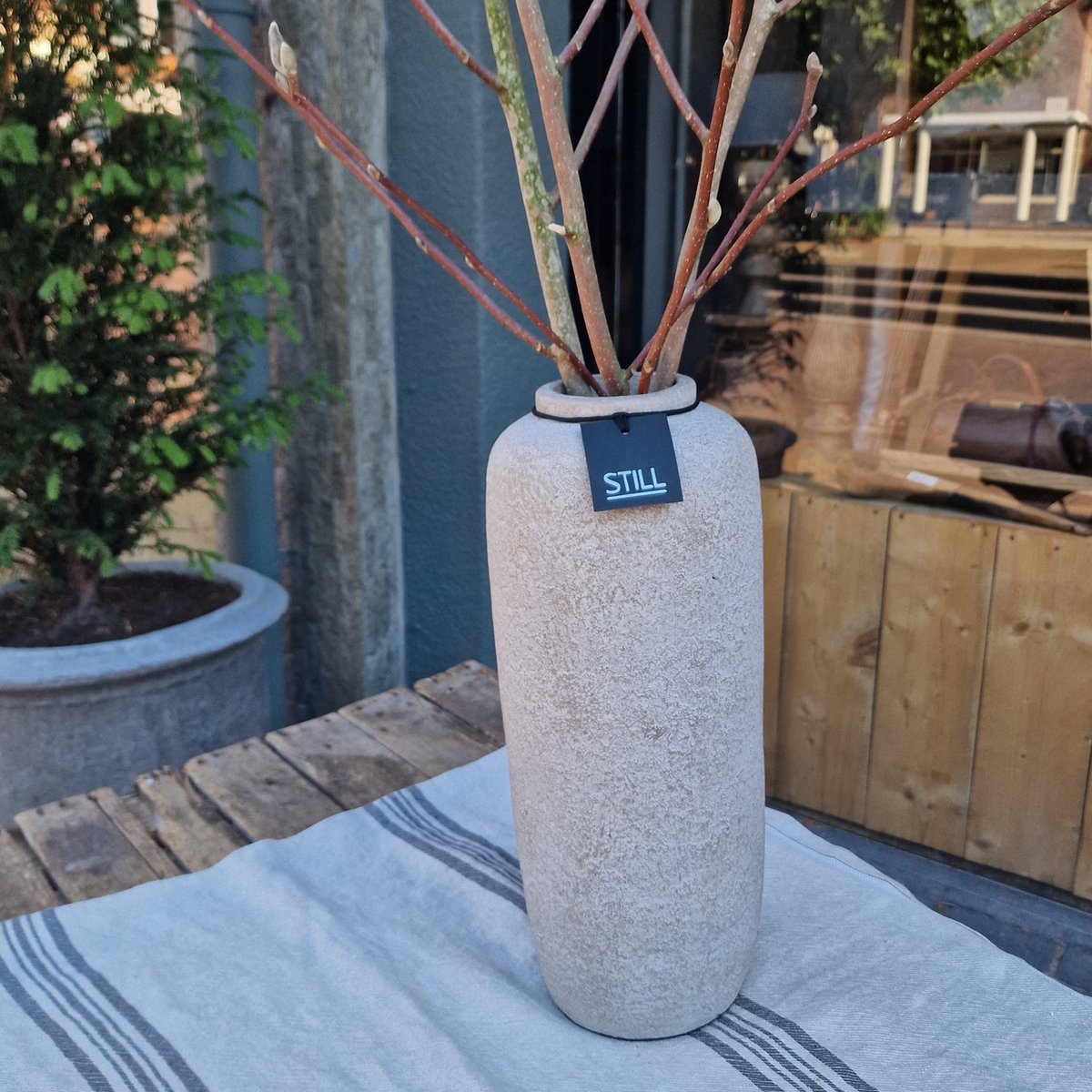 STILL-flesvaas | Large | kleur LIGHT (BEIGE/ZAND) aardewerk| hoog 45 cm