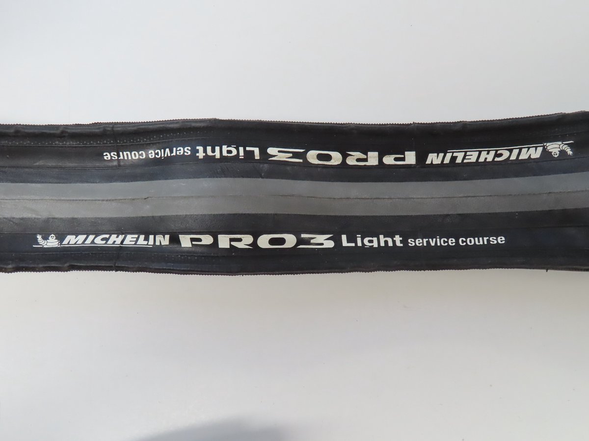 Michelin - Buitenband - Vouwband - 23-622 - 700x23 zwart / grijst - Pro 3 Light