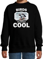 Dieren vogels sweater zwart kinderen - birds are serious cool trui jongens/ meisjes - cadeau papegaaiduiker vogel/ vogels liefhebber - kinderkleding / kleding 122/128