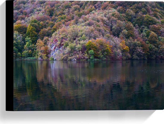 WallClassics - Toile - Forêt colorée sur l' Water - 40x30 cm Photo sur toile (Décoration murale sur toile)