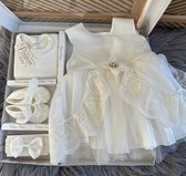 Baby jurk -luxe feestjurk-doopjurk - doopkleding -organza jurk-Frans borduurwerk-schoentjes- pasgeboren-new born-baby geschenkset- vintage jurk met tule-beige-creme-ivoor kleur-maat 56/62