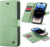 Casemania Hoesje Geschikt voor Apple iPhone 14 Pro Max Pistache Green - 2 in 1 Magnetic Book Case