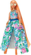 Bol.com Barbie Extra Fancy Pop - Blond - Gebloemde set - Pop aanbieding