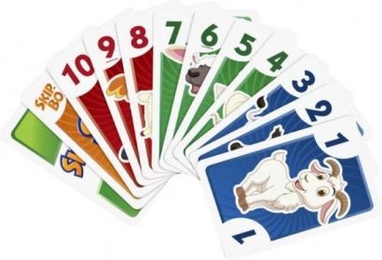 Uitwaaierende kaarten van Skip-Bo Junior met dieren en getallen.