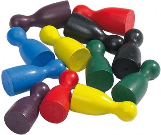 Een hoopje speelstukken in verschillende kleuren: rood, blauw, geel, groen, paars en zwart.
