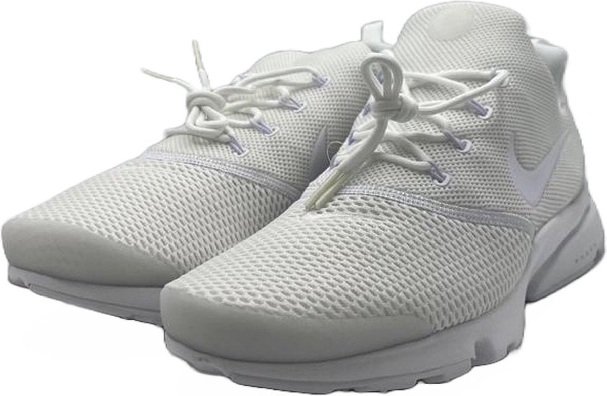 presto fly world white