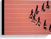 Canvas - Bovenaanzicht van Sprinters met Schaduwen op Atletiekbaan - 40x30 cm Foto op Canvas Schilderij (Wanddecoratie op Canvas)