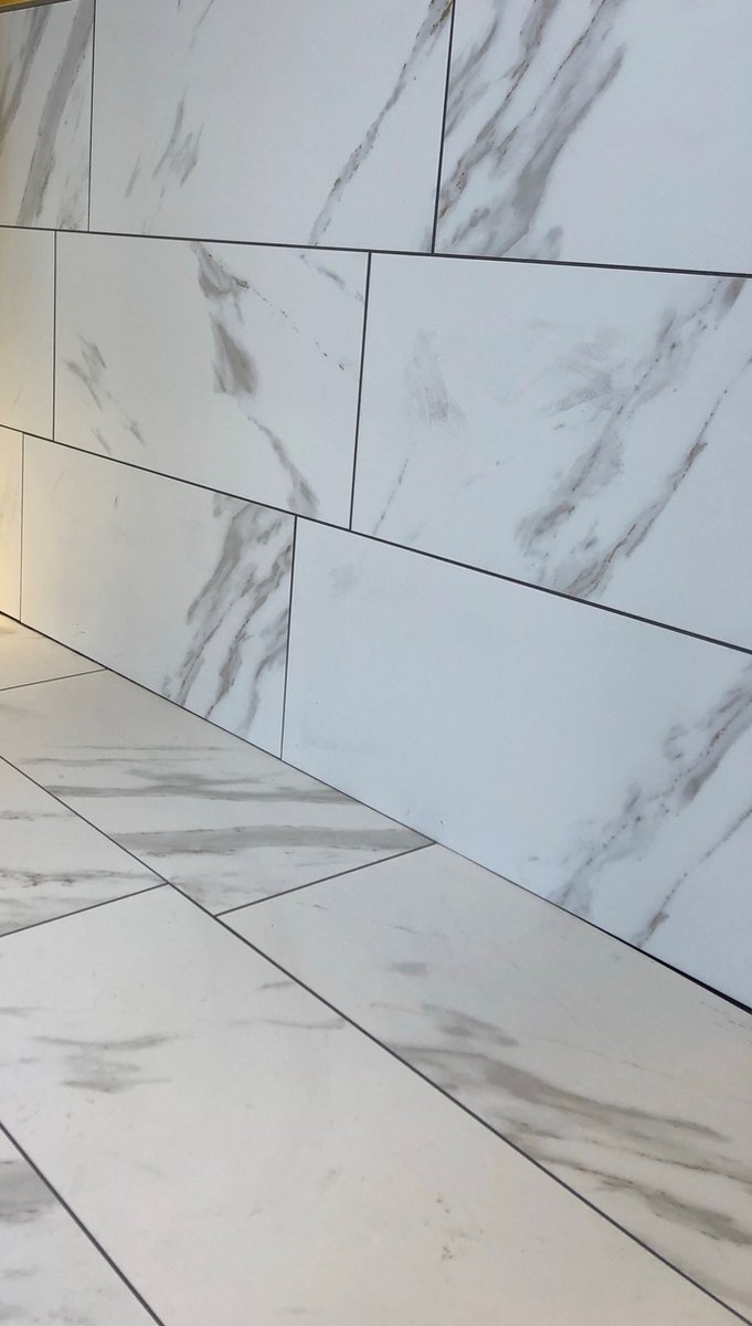 Vloertegel BST Marmoles Digital Carrara Poli Glans 60x60 cm (doosinhoud 1.44m2) - Barney Stones & Tiles