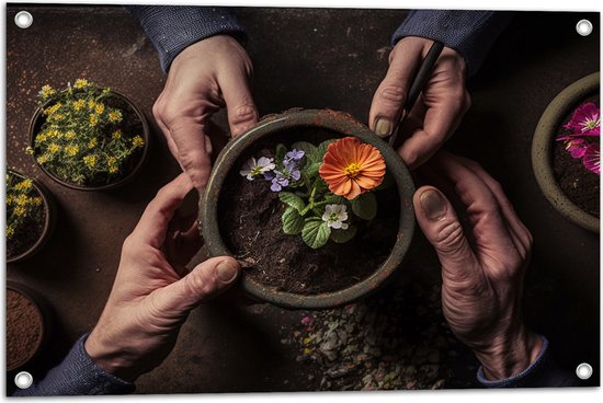 Foto: Tuinposter bloemen bloempot potgrond handen 75x50 cm foto op tuinposter wanddecoratie voor buiten en binnen 