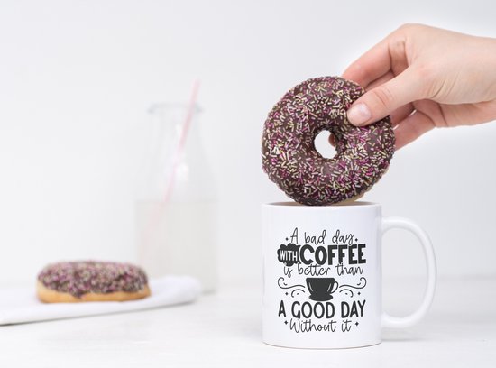 Mug amusant avec texte : Une mauvaise journée avec du Coffee vaut mieux qu'une bonne journée sans café | Citation drôle | Citations Funny | Cadeaux drôles | Mug drôle | Tasse de café | Gobelet à café | Tasse à thé | Tasse de thé