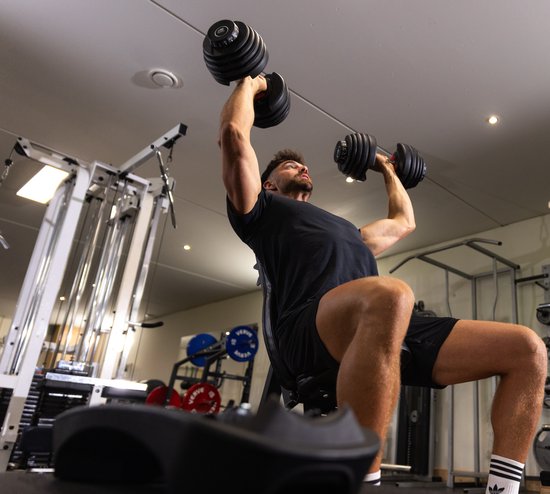 AJ-Sports Verstelbare Dumbell 24 KG - 2kg t/m 24kg - Dumbells set - Gewichten set - Halterset - Fitness gewichten - Krachttraining - Fitness - Gym - Sport - 15 Dumbells in één! - Let op PER STUK = 1 Dumbbell!