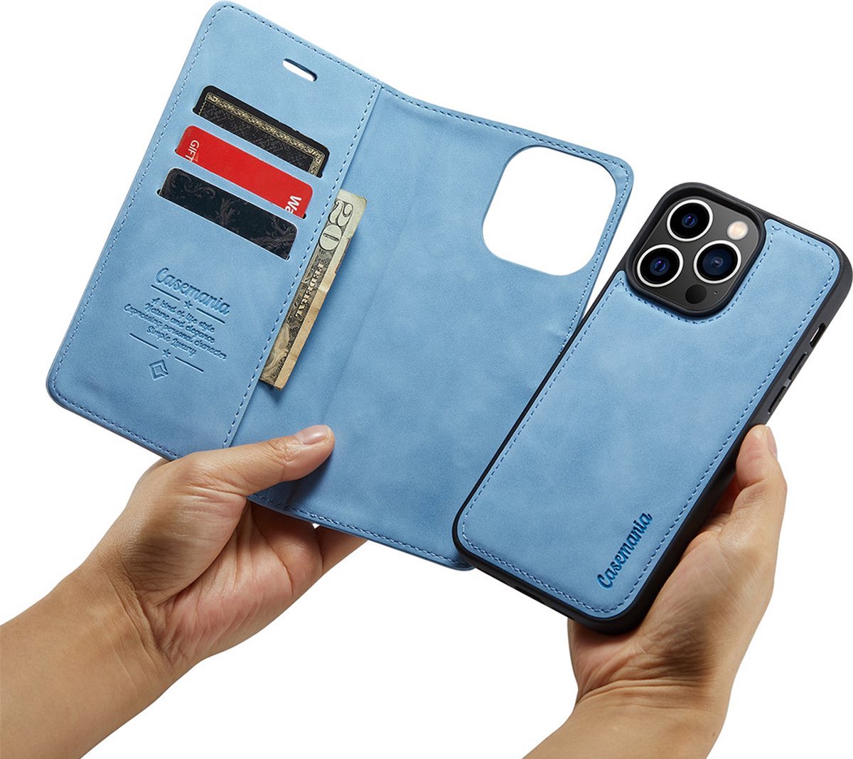 iPhone 15 Pro Max Bookcase hoesje - CaseMe - Effen Lichtblauw - Kunstleer
