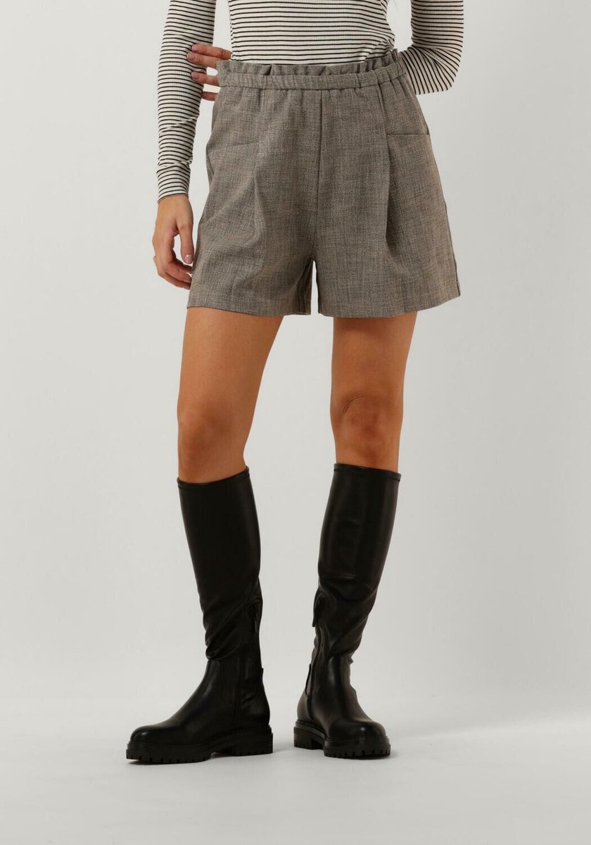 Ruby Tuesday Renati Elastic Waistband Shorts Dames - Korte Broek - Zwart - Maat 40