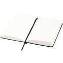 Open zwart notitieboek met lijntjes en zwart leeslint.
