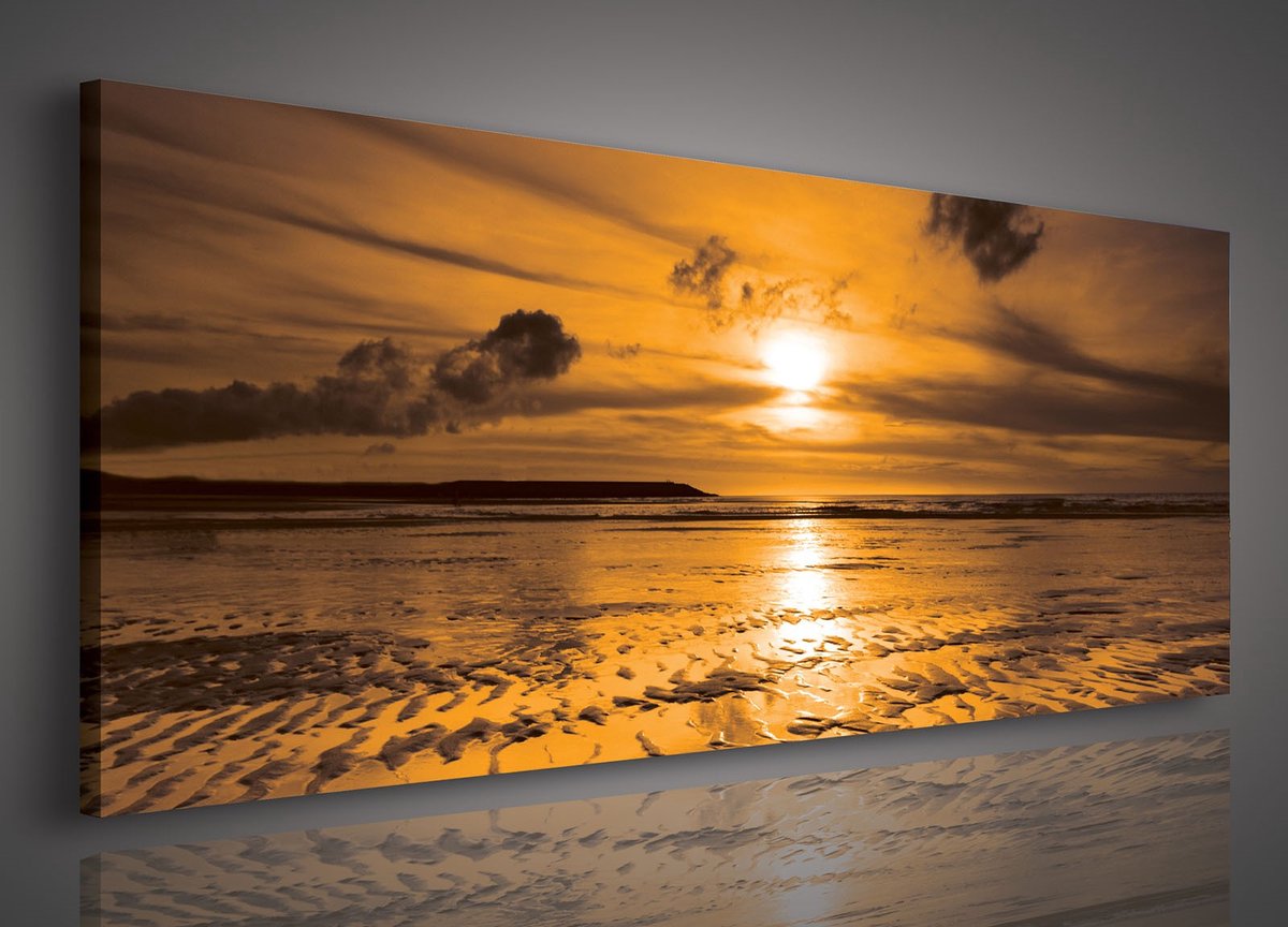 Canvas Schilderij - Zonsondergang - Strand - Wolken - Zon - Zee - Inclusief Frame - 145x45cm (lxb) - Geel