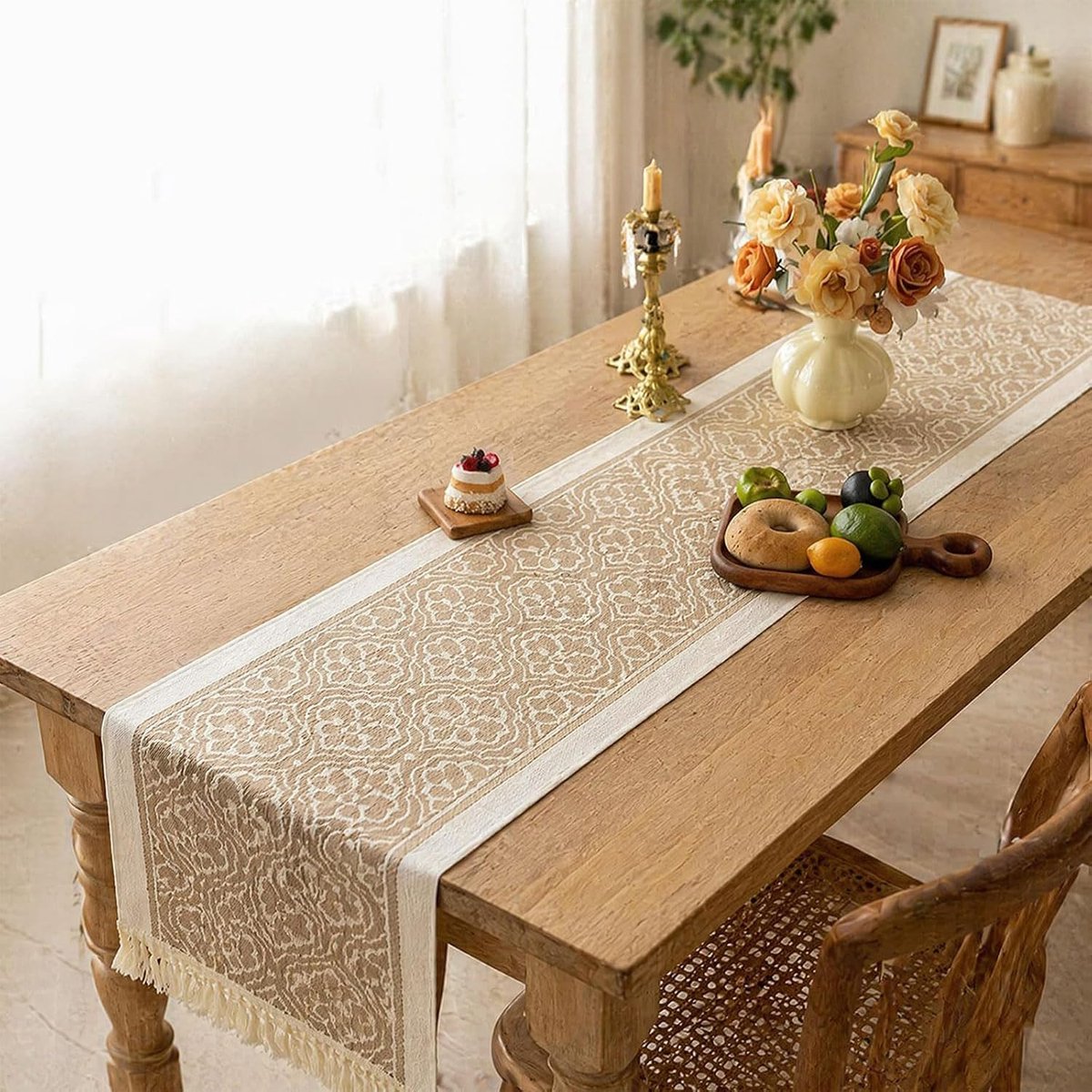 Tafelloper, beige, 35 x 180 cm, boho, katoenen vlas, met kwastjes, rechthoekige tafeldecoratie voor buiten, afwasbaar, macramé tafelloper voor feestelijke bruiloft, feest, decoratie