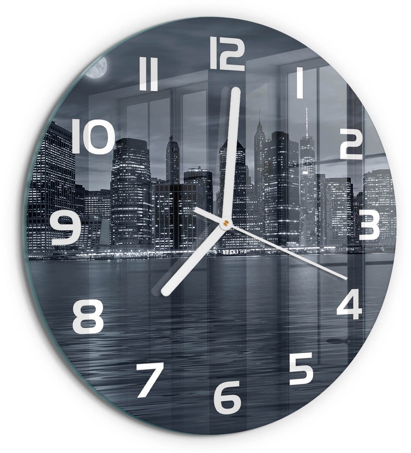 TULUP Wandklok - New York 's nachts Glazen Wandklok Design - fi30 cm - Zwart-wit Klok Glas Met Opdruk - Witte handen - Ronde Klok - Wandklok Glas Met Motief - Decoratieve Glazen Klok