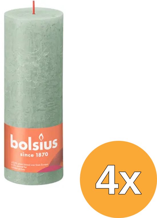 Set van 4 jadegroene rustieke kaarsen van Bolsius, 19cm hoog, met rode lont.