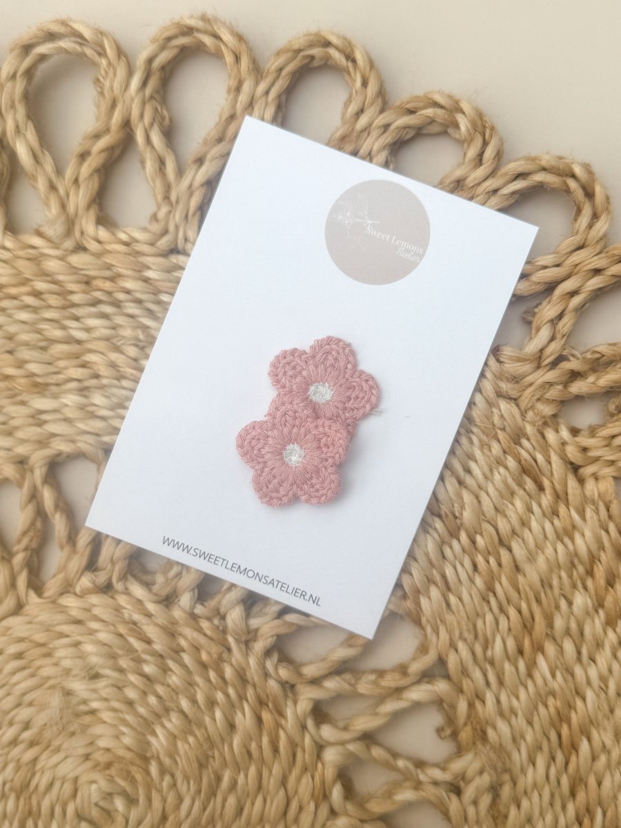 Antislip Haarspeldje - Knitted Flowers - Roze - Haarspeldjes voor Baby & Newborn - Kraamcadeau - Haaraccessoires voor Meisjes & Kinderen - Babyshower - Verjaardagscadeau