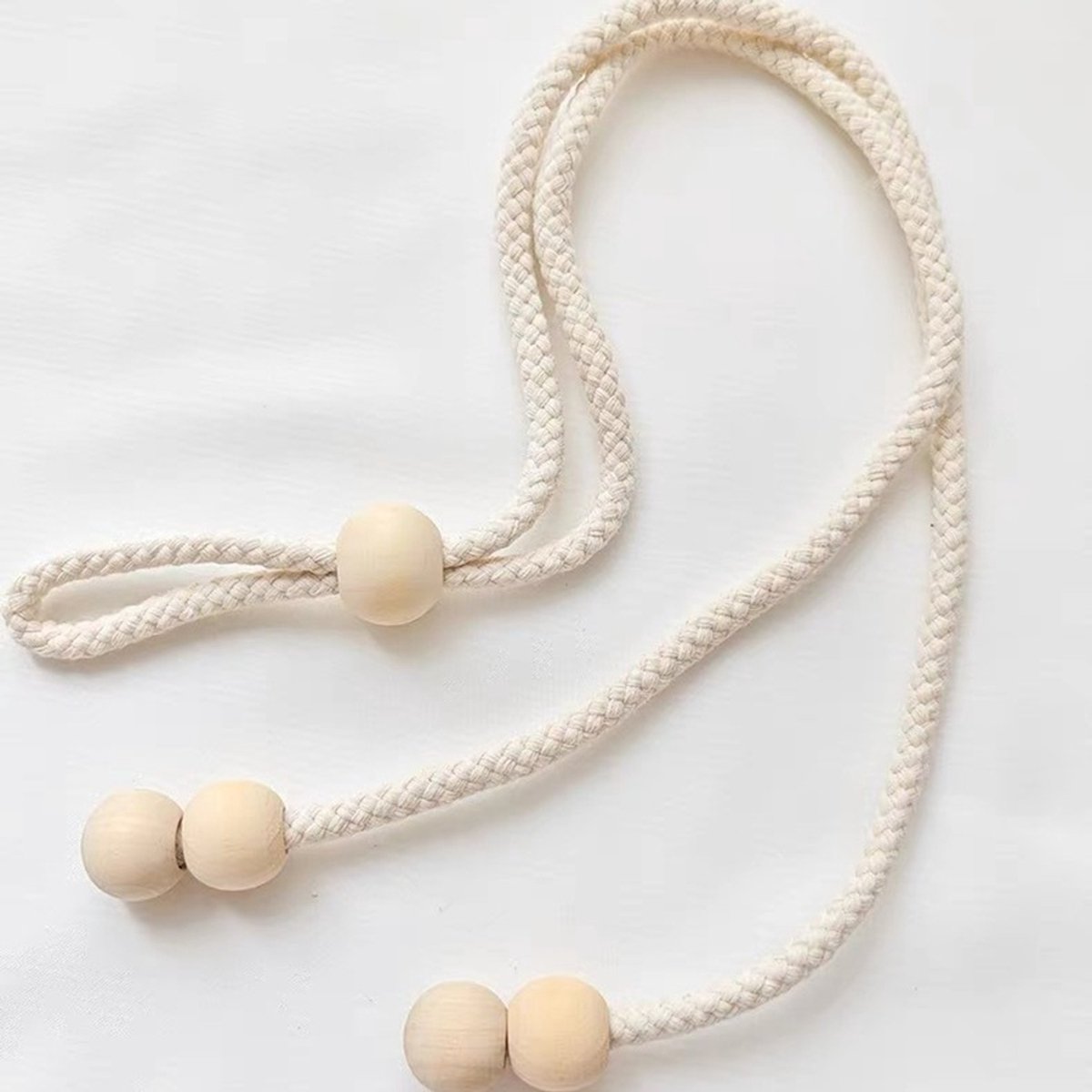 Vier gordijnbanden, hoogwaardige koorden om de gordijnen vast te zetten, decoratieve accessoires, een verstelbaar trekkoord en gordijnclips voor vitrage.-gebroken wit-44cm