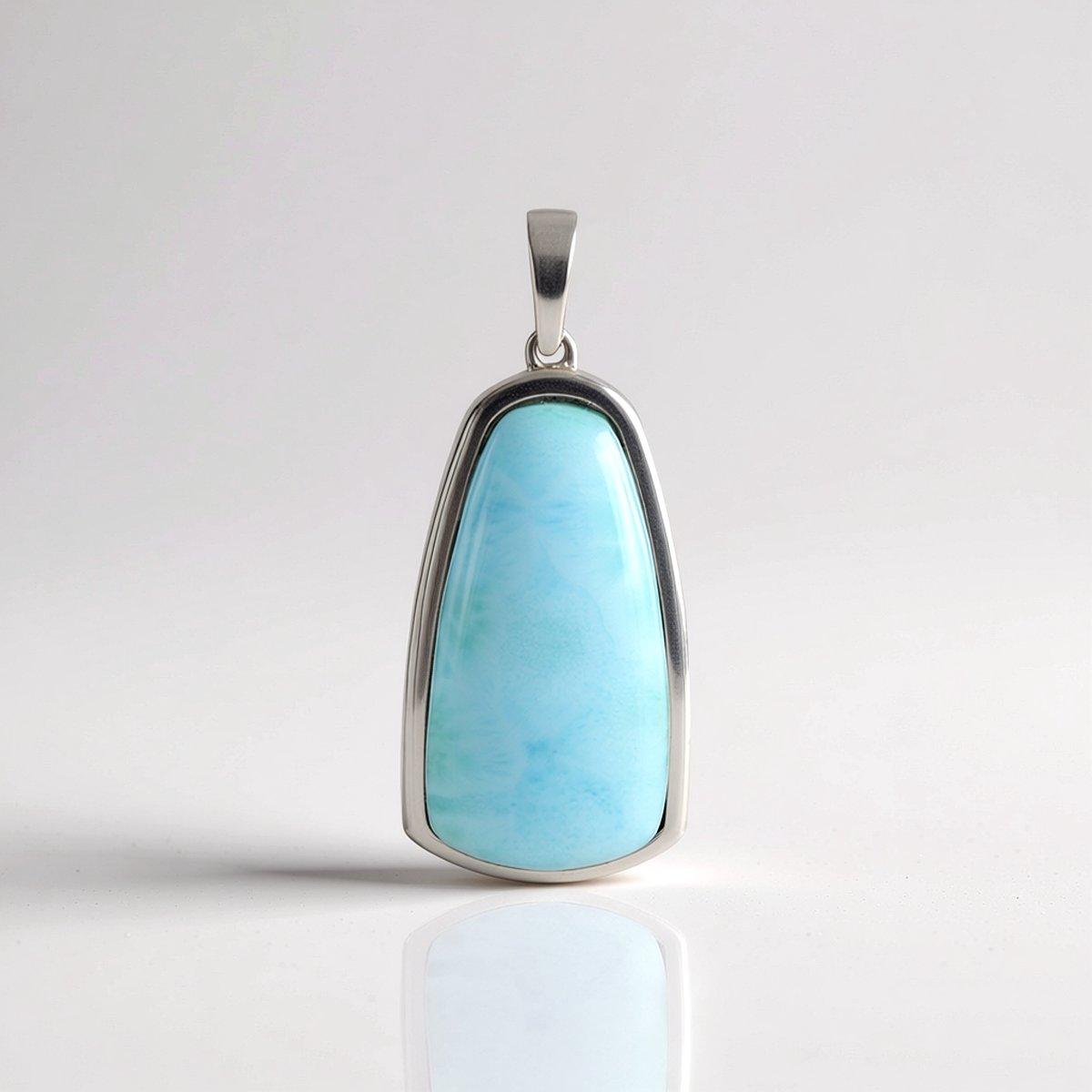 Cavill - 925 Sterling Zilver Hanger - 12,6 ct Blauwe Larimar Fancy Cabochon - Gerhodineerd - Elegant Tijdloos Sieraad