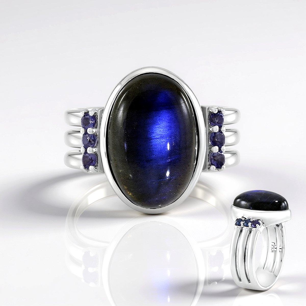 Cavill - 925 Sterling Zilver Ring - Blauwe Minary Labradoriet 6,75 ct & Ioliet 0,216 ct - Ovaal Cabochon Bezel - Elegant Sieraad