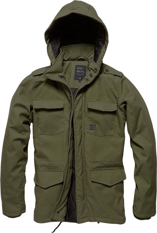 Donkergroene Vintage Industries winterjas met capuchon, vier zakken aan de voorkant en rits met drukknoopsluiting.