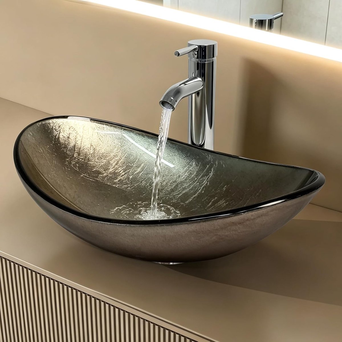 Ovale glazen wastafel met kraan, badkamer, keuken, gastentoilet modern