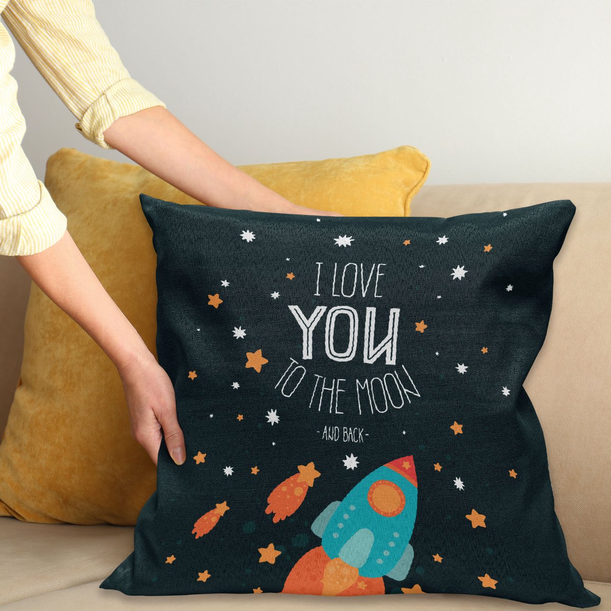 ABAKUHAUS Ich Liefde dich Kussenhoes, Rocket-Kosmische Liefde, Dubbelzijdige Digitale Print met Ritssluiting, Kleurecht, Onderhoudsvriendelijk en Wasbaar, 50 x 50 cm, Meerkleurig
