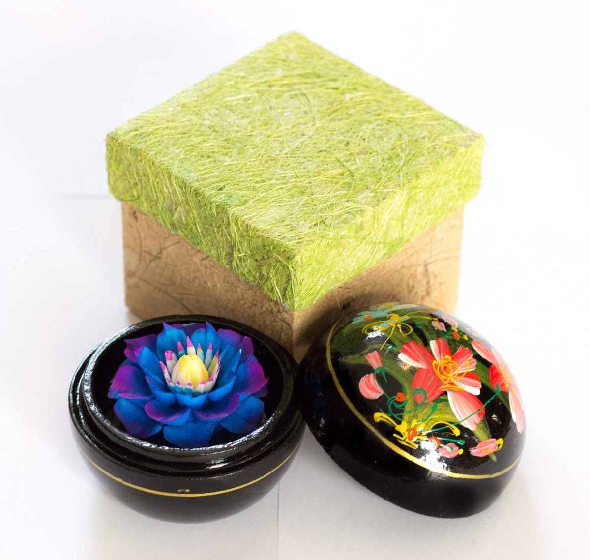 Zeepbloem in mangohouten doos, handgemaakt, 8 x 8 x 8 cm, in geschenkdoos
